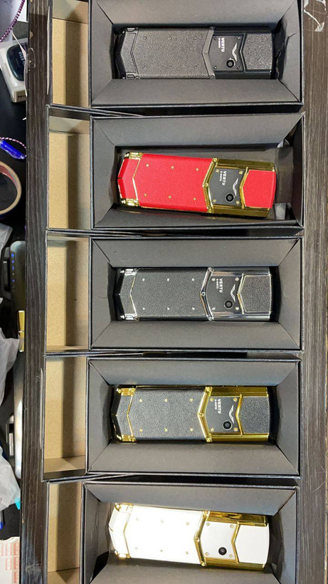 VERTU v10 ورتو