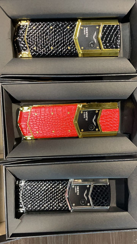 v10 پوست ماری