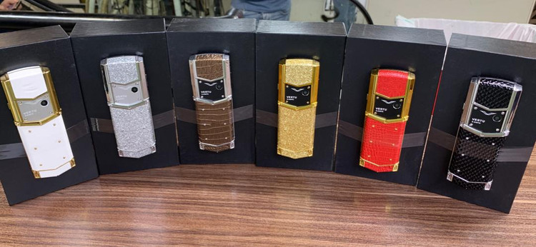 گوشی موبایل ورتو VERTU V10S